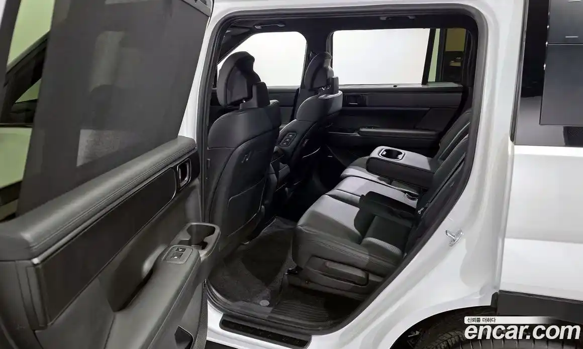 Hyundai Santa Fe 2024 1.6 Автомат в Москве № 119624, фото 12