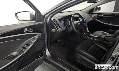 Hyundai Sonata 2011 2.0 Автомат в Москве № 126163, миниатюра 11