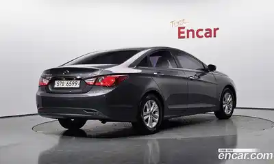 Hyundai Sonata 2011 2.0 Автомат в Москве № 126163, миниатюра 2