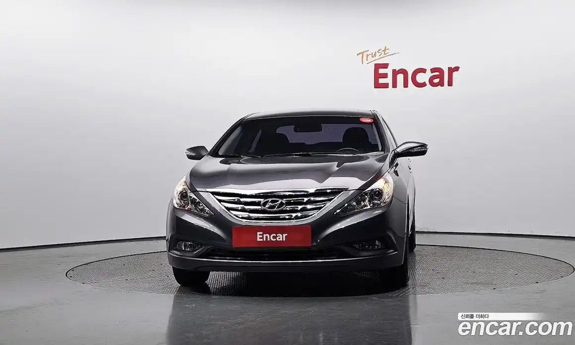 Hyundai Sonata 2011 2.0 Автомат в Москве № 126163, фото 3