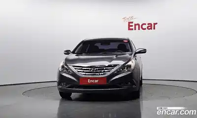 Hyundai Sonata 2011 2.0 Автомат в Москве № 126163, миниатюра 3