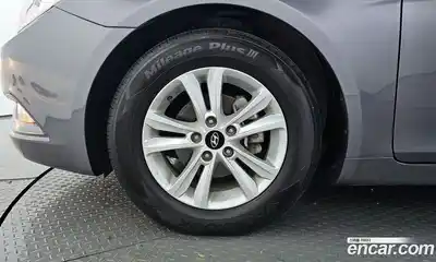 Hyundai Sonata 2011 2.0 Автомат в Москве № 126163, миниатюра 5