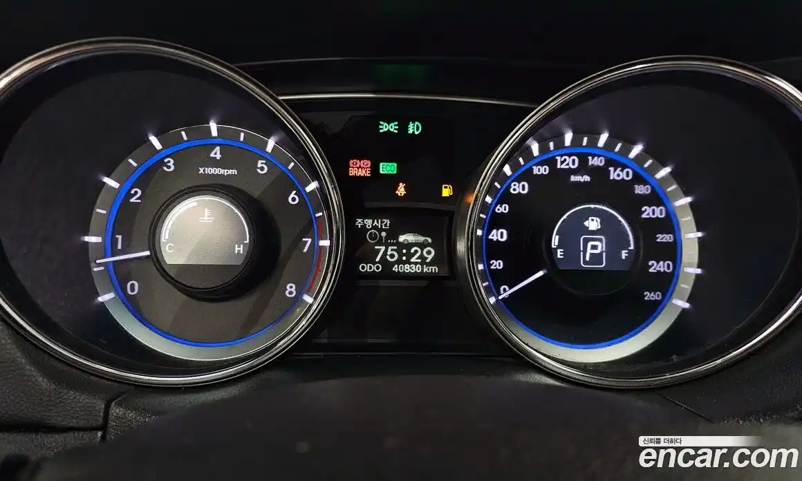 Hyundai Sonata 2011 2.0 Автомат в Москве № 126163, фото 8