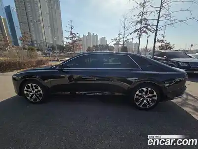 Hyundai Grandeur 2023 2.5 Автомат в Москве № 127061, миниатюра 2