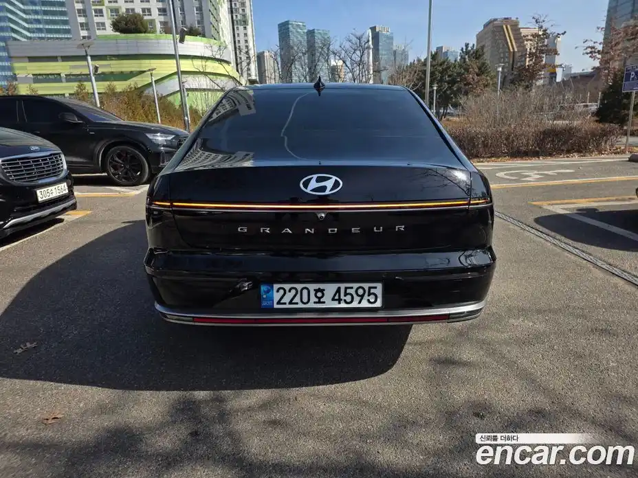 Hyundai Grandeur 2023 2.5 Автомат в Москве № 127061, фото 4