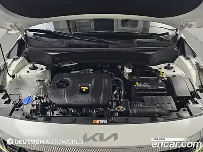 Kia Seltos 2024 2.0 Автомат в Москве № 134293, миниатюра 6