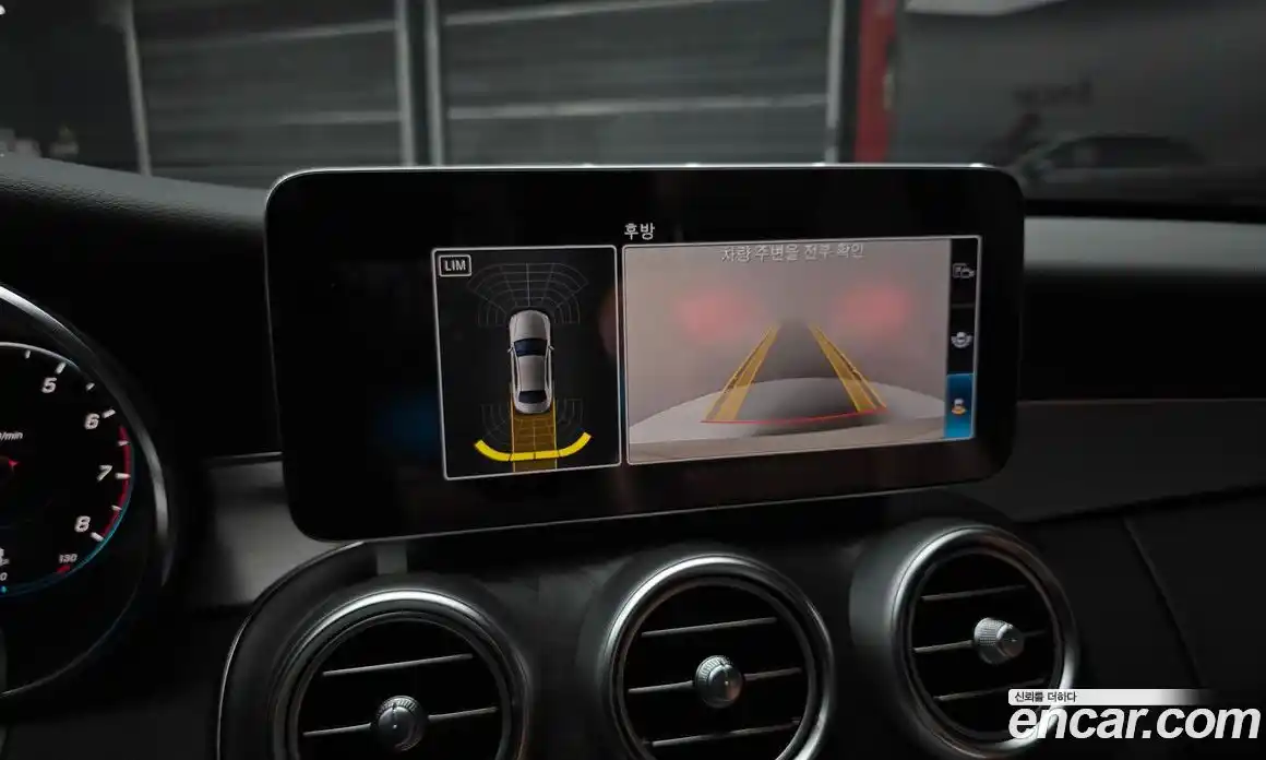 Mercedes-Benz C-Class 2021 2.0 Автомат в Москве № 137696, фото 16