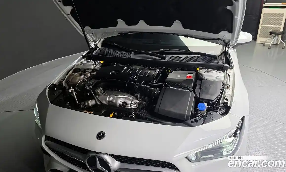 Mercedes-Benz CLA-Class 2021 2.0 Автомат в Москве № 142345, фото 3