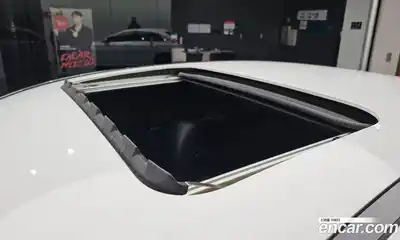 Mercedes-Benz E-Class 2022 1.9 Автомат в Москве № 143100, миниатюра 12