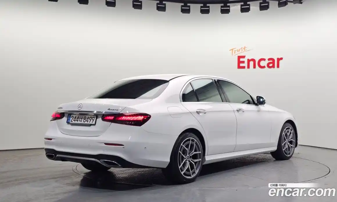 Mercedes-Benz E-Class 2022 1.9 Автомат в Москве № 143100, фото 5