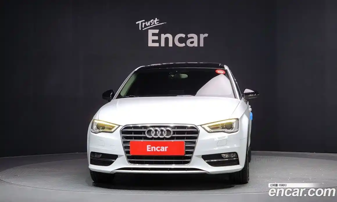 Audi A3 2015 1.6 Автомат в Москве № 158828, фото 3