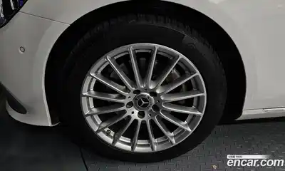 Mercedes-Benz E-Class 2021 2.0 Автомат в Москве № 158982, миниатюра 5