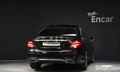 Mercedes-Benz E-Class 2020 2.0 Автомат в Москве № 160408, миниатюра 4