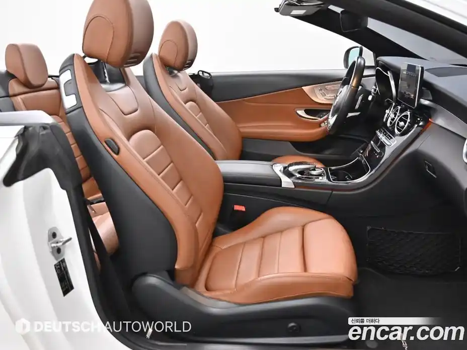 Mercedes-Benz C-Class 2018 2.0 Автомат в Москве № 161376, фото 10