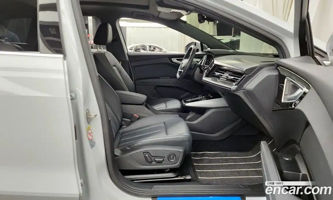 Audi Q4 e-tron 2023 0.2 Автомат в Москве № 162667, фото 15