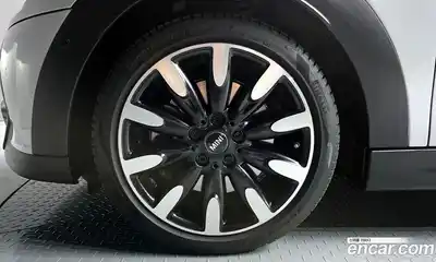 Mini Cooper 2023 2.0 Автомат в Москве № 162811, миниатюра 5