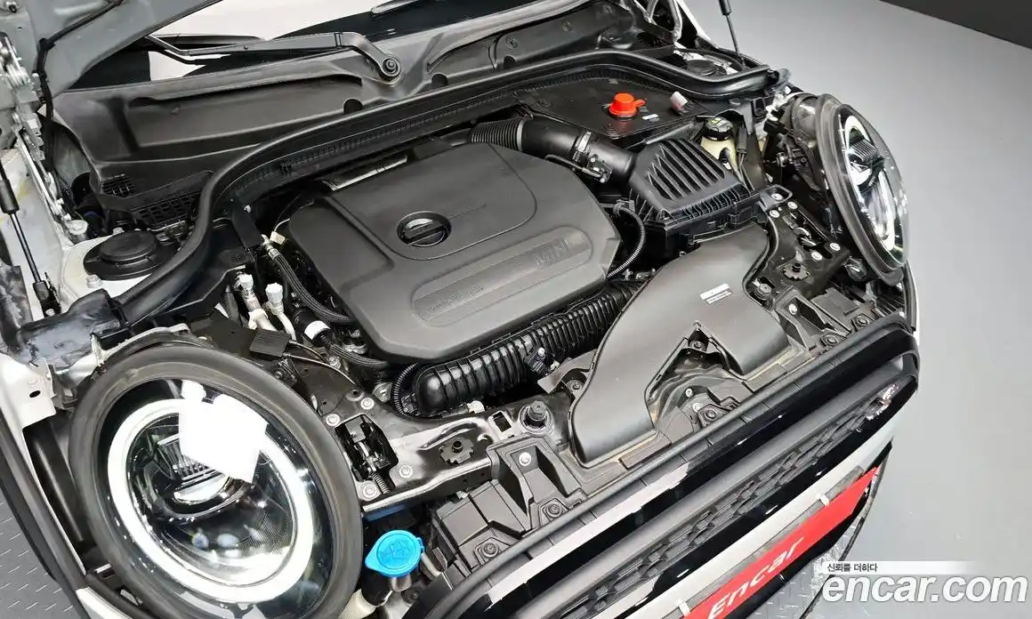 Mini Cooper 2023 2.0 Автомат в Москве № 162811, фото 6