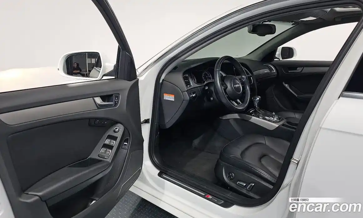 Audi A4 2015 2.0 Автомат в Москве № 163838, фото 10