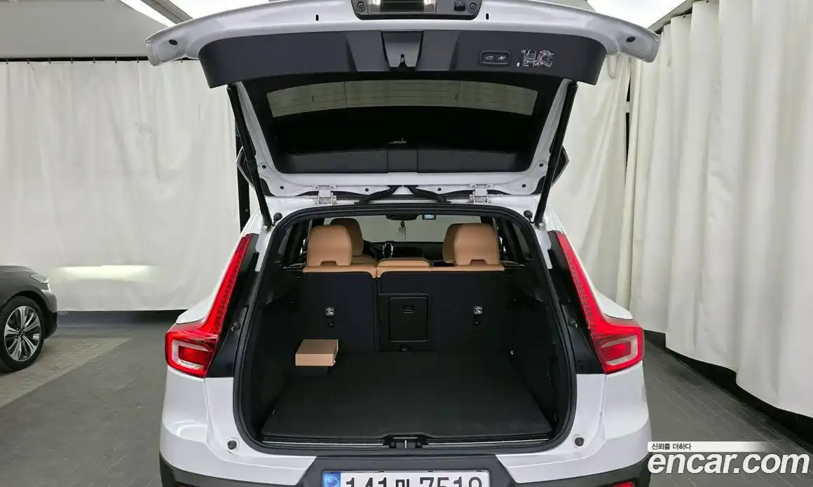 Volvo XC40 2021 2.0 Автомат в Москве № 164142, фото 20