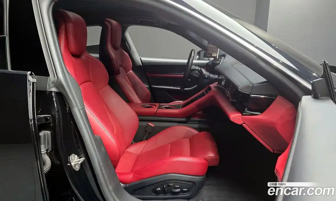 Porsche Taycan 2021 0.1 Автомат в Москве № 165275, фото 11