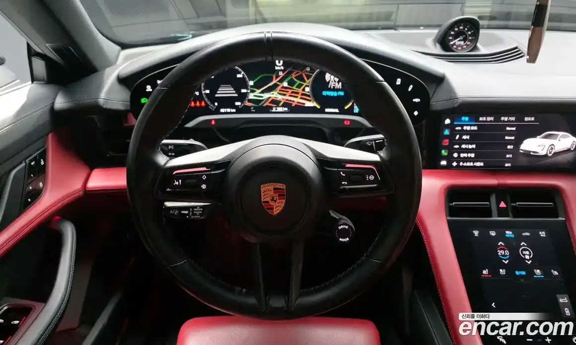 Porsche Taycan 2021 0.1 Автомат в Москве № 165275, фото 13