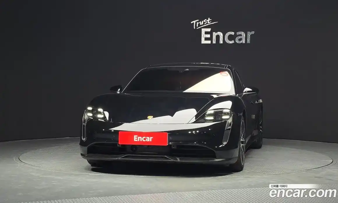 Porsche Taycan 2021 0.1 Автомат в Москве № 165275, фото 3