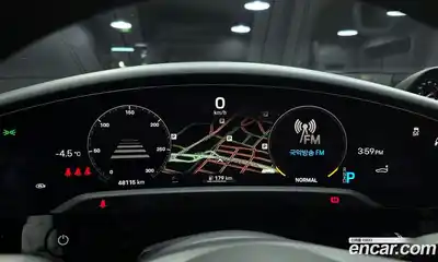 Porsche Taycan 2021 0.1 Автомат в Москве № 165275, миниатюра 8