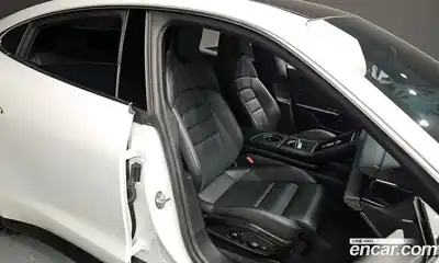 Porsche Taycan 2021 0.1 Автомат в Москве № 165293, миниатюра 10