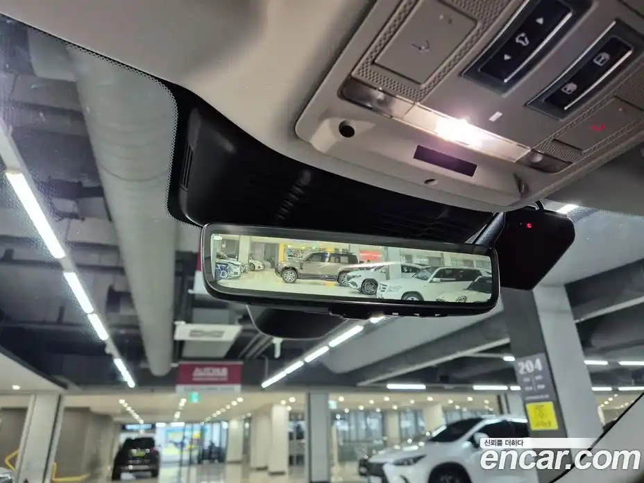 Land Rover Range-Rover Evoque 2025 2.0 Автомат в Москве № 166087, фото 15