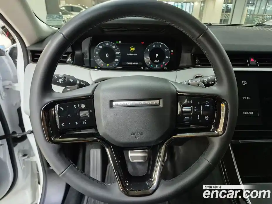 Land Rover Range-Rover Evoque 2025 2.0 Автомат в Москве № 166087, фото 10