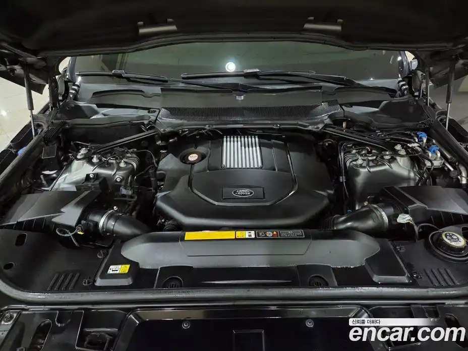 Land Rover Range-Rover Sport 2019 3.0 Автомат в Москве № 166892, фото 18