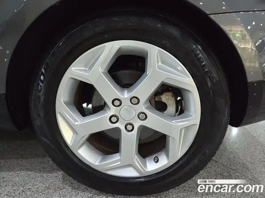 Land Rover Range-Rover Sport 2019 3.0 Автомат в Москве № 166892, фото 20