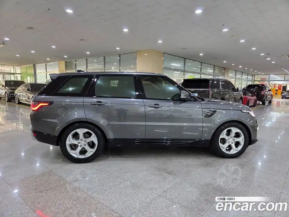 Land Rover Range-Rover Sport 2019 3.0 Автомат в Москве № 166892, фото 5