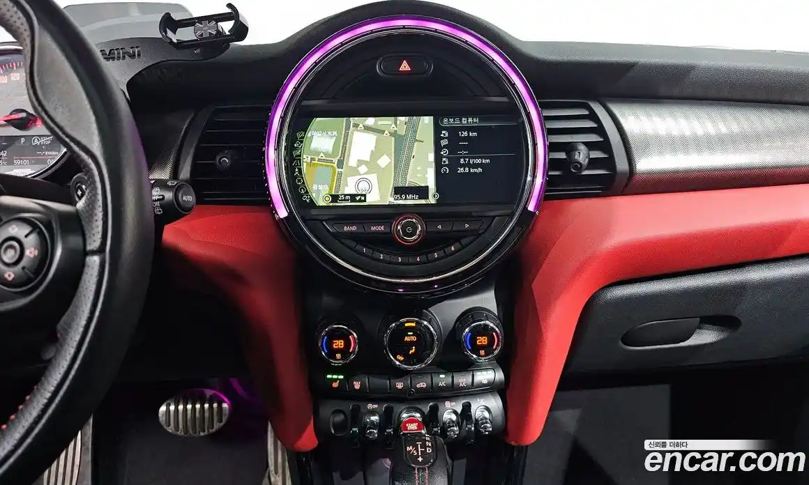 Mini Cooper 2018 2.0 Автомат в Москве № 167171, фото 13