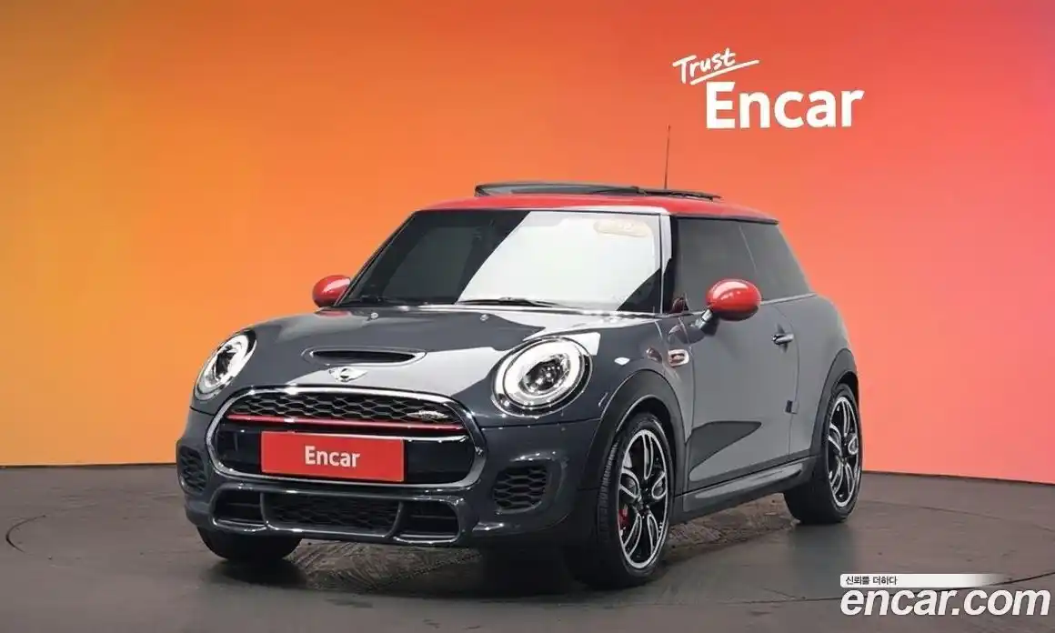 Mini Cooper 2018 2.0 Автомат в Москве № 167171, фото 20