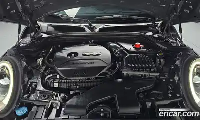 Mini Cooper 2018 2.0 Автомат в Москве № 167171, миниатюра 5