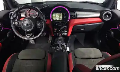 Mini Cooper 2018 2.0 Автомат в Москве № 167171, миниатюра 6
