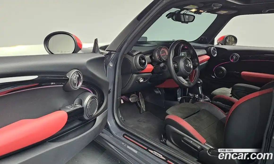 Mini Cooper 2018 2.0 Автомат в Москве № 167171, фото 10