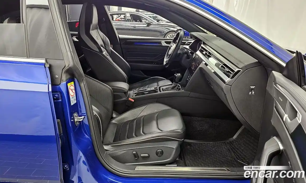 Volkswagen Arteon 2023 2.0 Автомат в Москве № 168863, фото 11