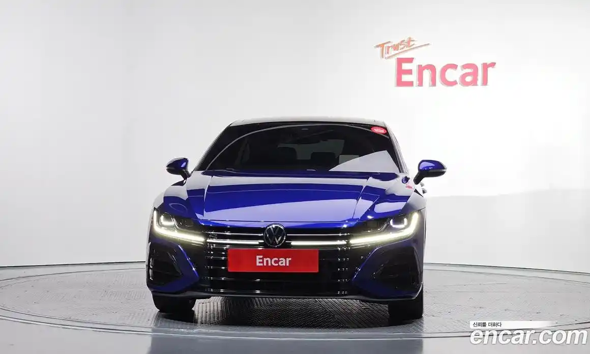 Volkswagen Arteon 2023 2.0 Автомат в Москве № 168863, фото 3