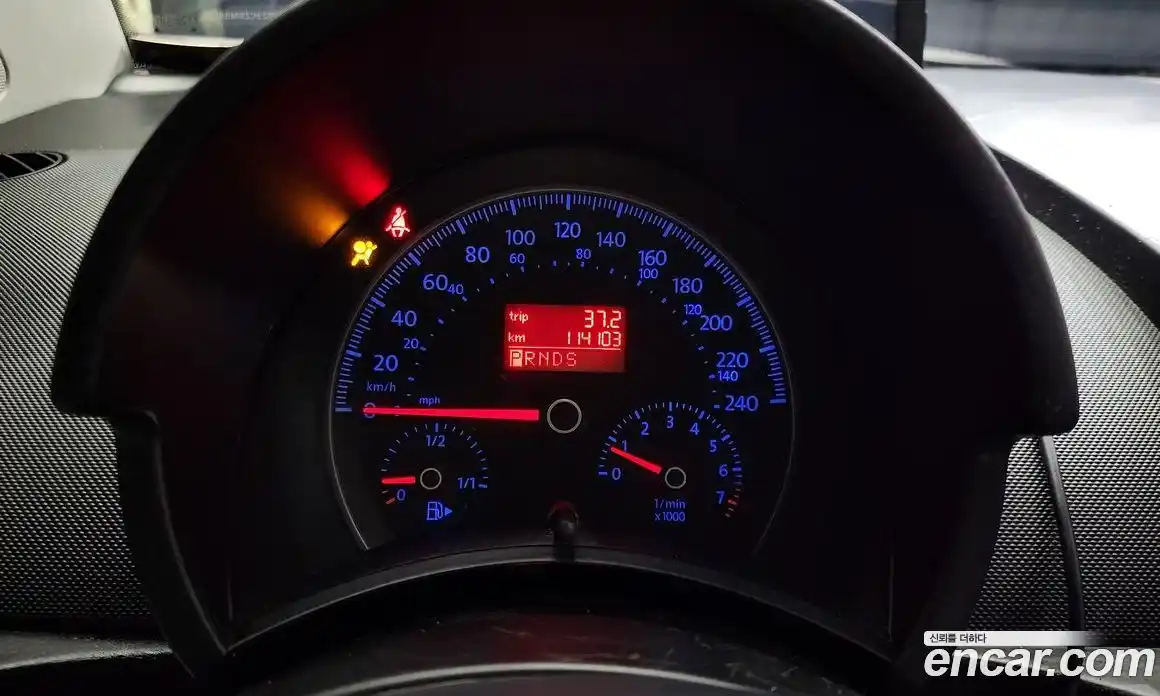 Volkswagen Beatle 2008 2.0 Автомат в Москве № 168988, фото 11