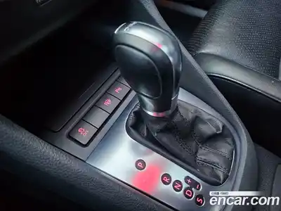 Volkswagen Golf 2011 1.4 Автомат в Москве № 169273, миниатюра 9