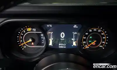 Jeep Wrangler 2025 2.0 Автомат в Москве № 169358, миниатюра 11