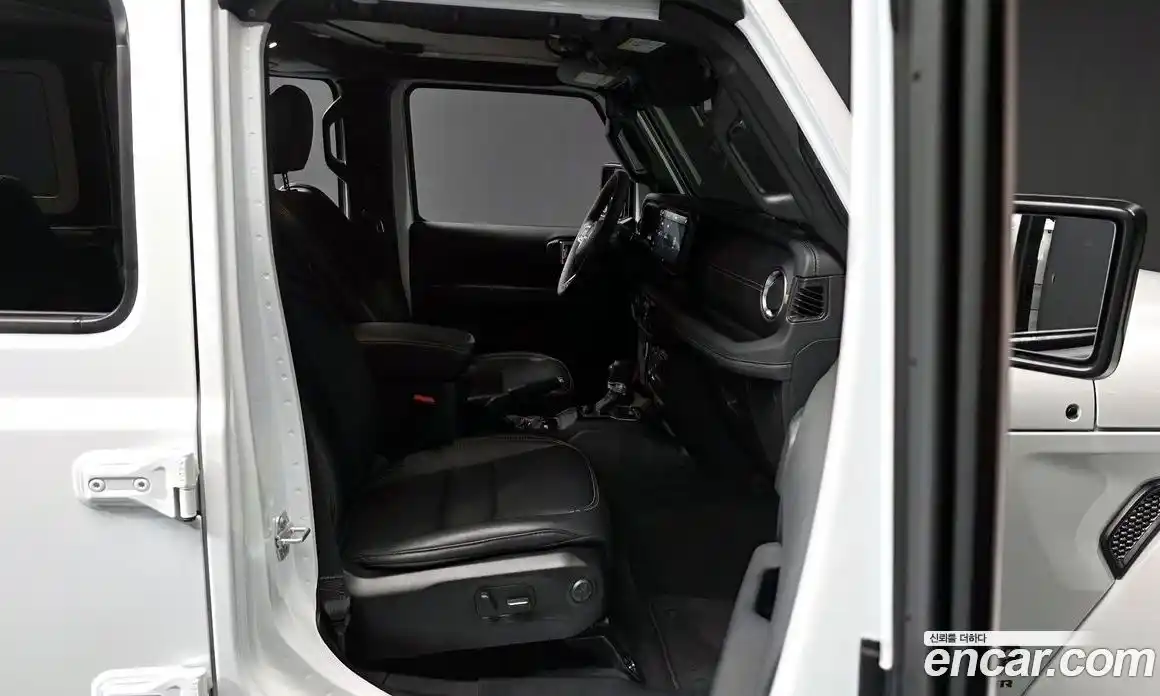 Jeep Wrangler 2025 2.0 Автомат в Москве № 169358, фото 14