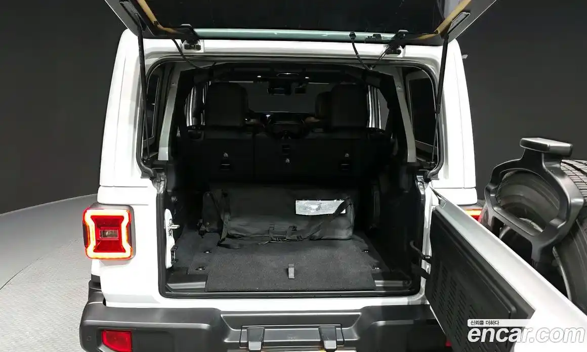 Jeep Wrangler 2025 2.0 Автомат в Москве № 169358, фото 20