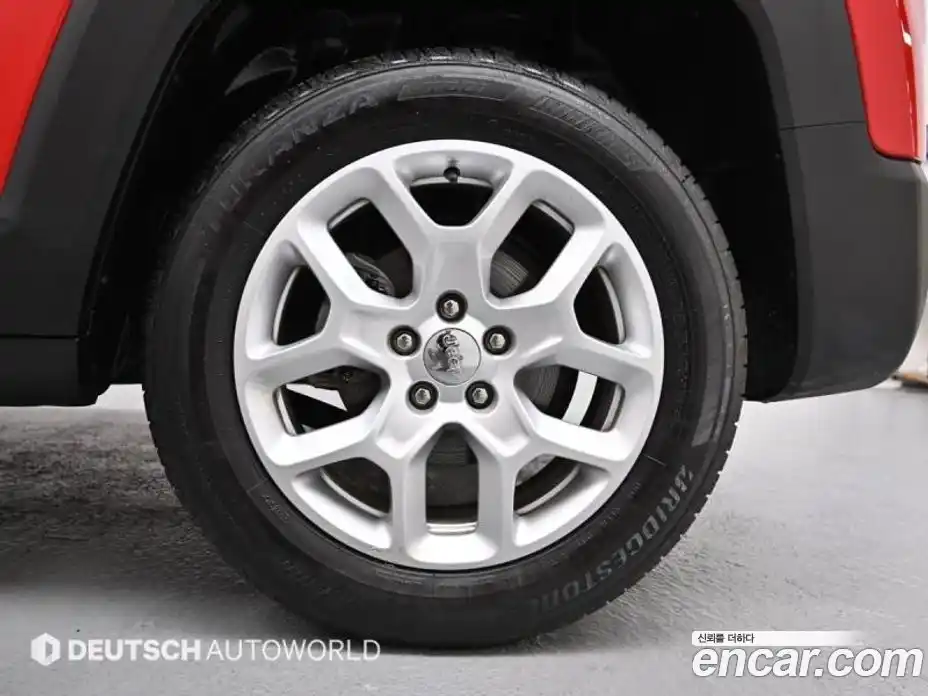 Jeep Renegade 2018 2.4 Автомат в Москве № 169979, фото 20