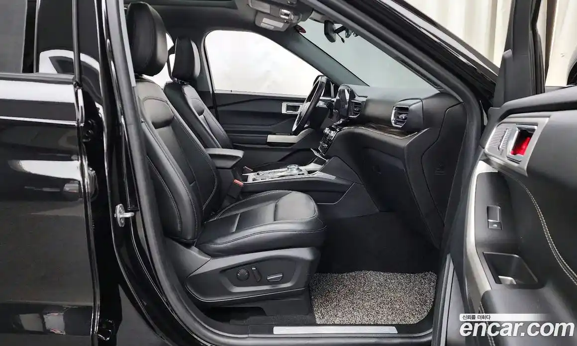 Ford Explorer 2022 2.3 Автомат в Москве № 170811, фото 16