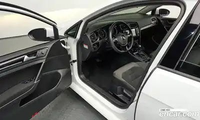 Volkswagen Golf 2015 2.0 Автомат в Москве № 171231, миниатюра 5