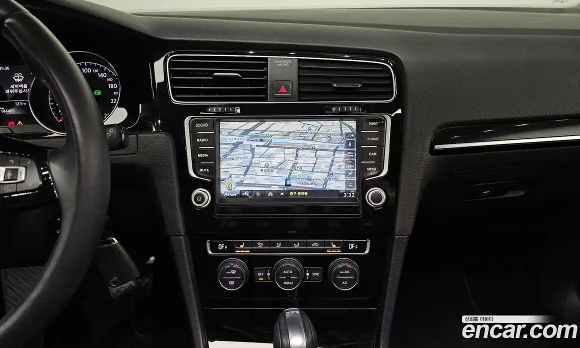 Volkswagen Golf 2015 2.0 Автомат в Москве № 171231, фото 6