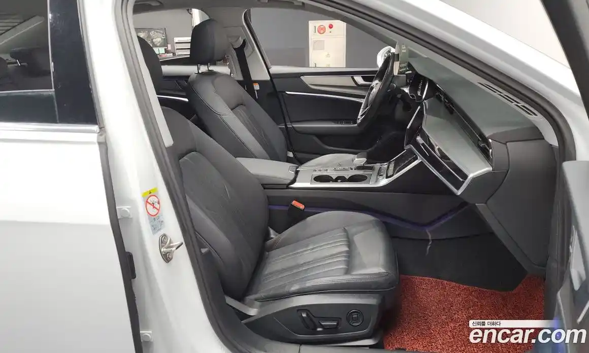 Audi A6 2022 2.0 Автомат в Москве № 172438, фото 15